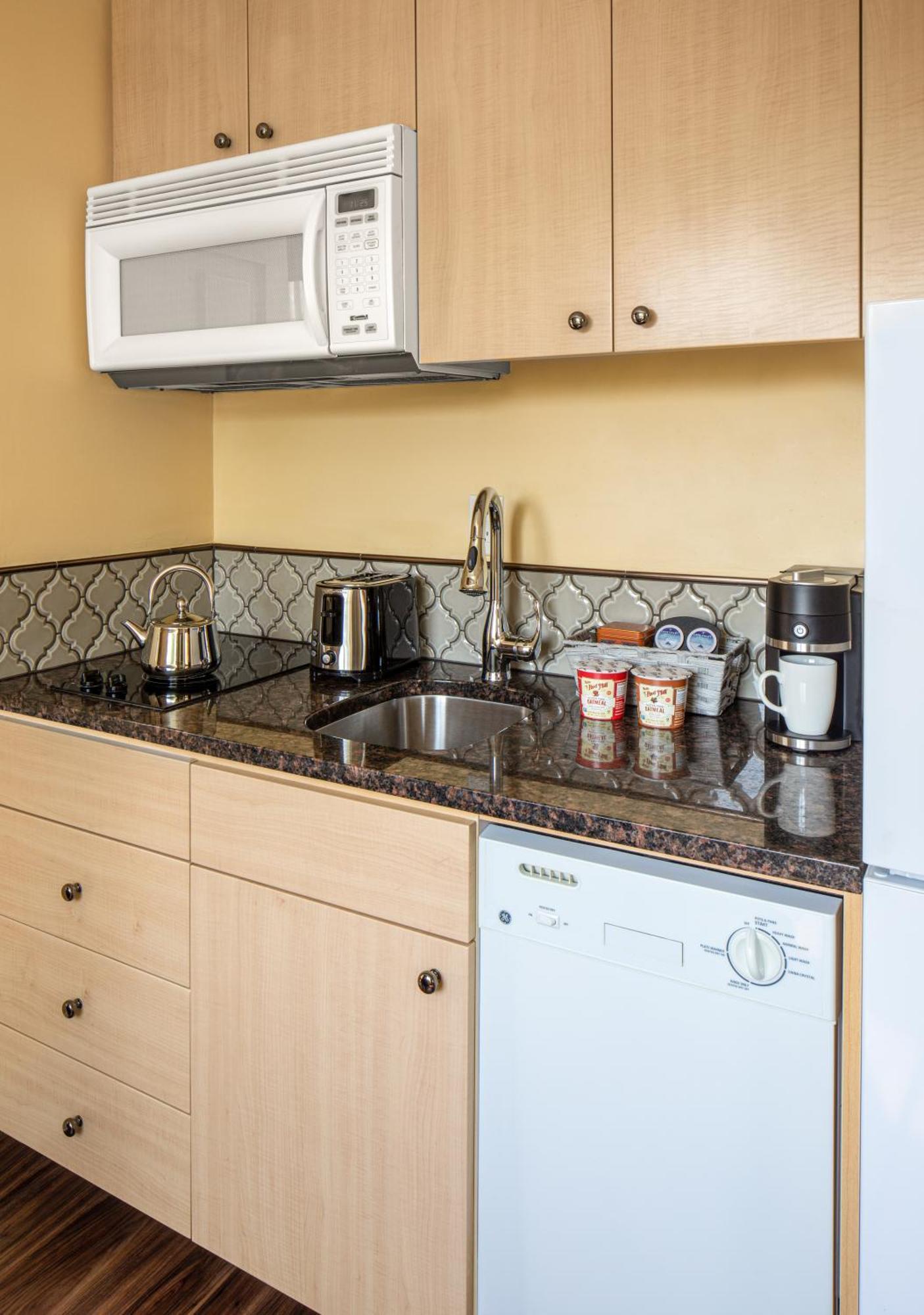 Park Lane Suites & Inn Portland Bagian luar foto